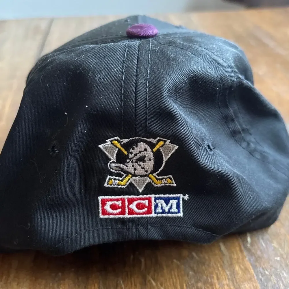 Vintage Anaheim Mighty Ducks CCM Snapback Hat Cap  NHL 90s Hockey Embroidered